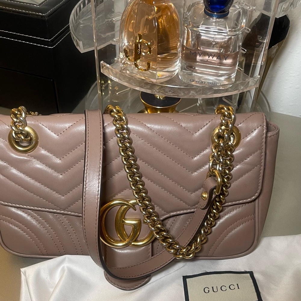Nude marmot gucci  100% authentic